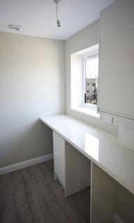 2 bedroom flat to rent, Silvester Street, Liverpool