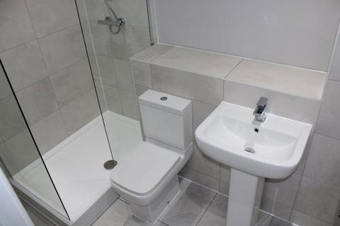 2 bedroom flat to rent, Silvester Street, Liverpool