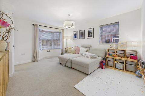 3 bedroom semi-detached house for sale, Paradise Drive, Woodmansey