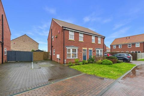3 bedroom semi-detached house for sale, Paradise Drive, Woodmansey