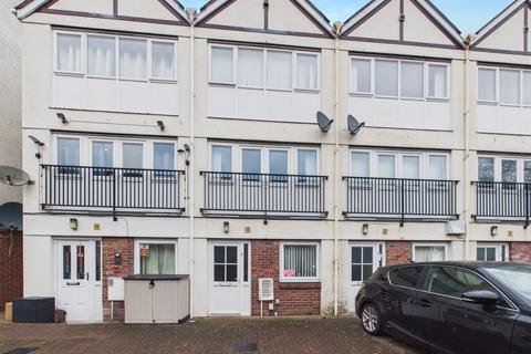 8 The Sawmills Port Road CA2 7AW