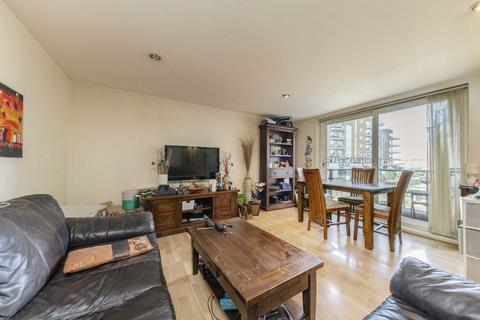 Smugglers Way, London SW18