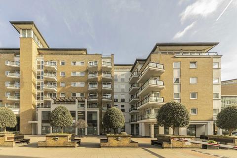 1 bedroom flat for sale, Smugglers Way, London SW18