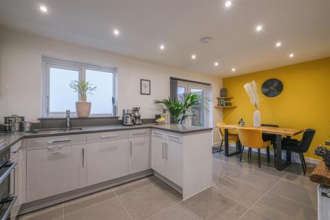 3 bedroom detached house for sale, Haigh Road, Huddersfield, HD3