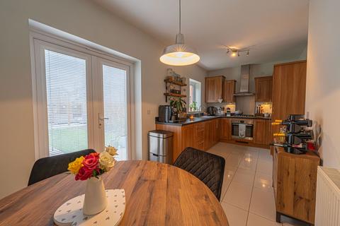 3 bedroom semi-detached house for sale, Parc Panteg, Griffithstown, NP4