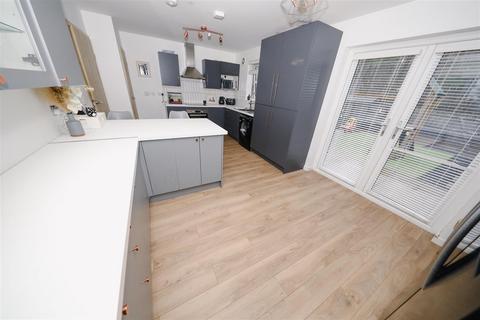 undefined, Lochtyview Way, Thornton