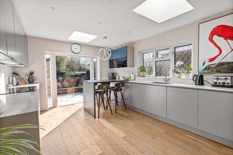 4 bedroom detached house for sale, Radford Road, Crawley RH10