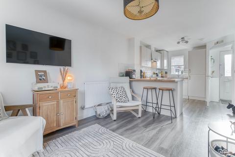 2 bedroom semi-detached house for sale, Bellamy Drive, Bradwell