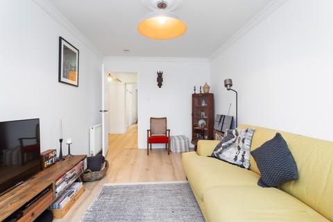 undefined, 7/7 New Cut Rigg, Trinity, Edinburgh, EH6 4QR