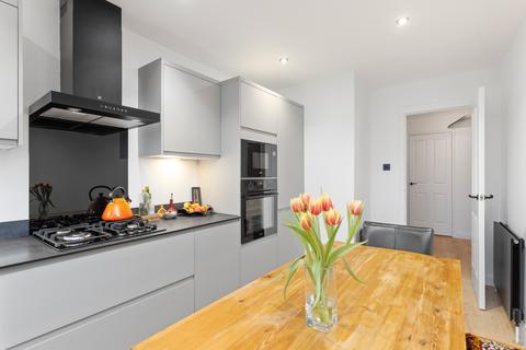 undefined, 7/7 New Cut Rigg, Trinity, Edinburgh, EH6 4QR