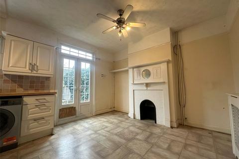 3 bedroom terraced house for sale, Woodfield Avenue, Gravesend, Kent, DA11