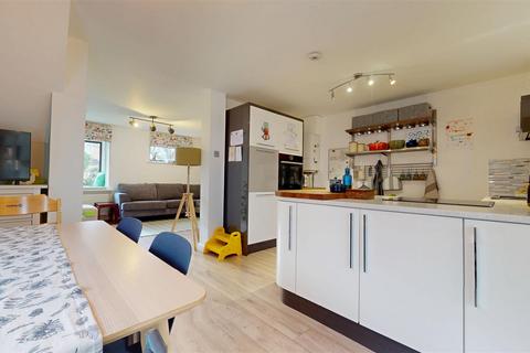 3 bedroom detached house for sale, Audley Mead, Milton Keynes MK13
