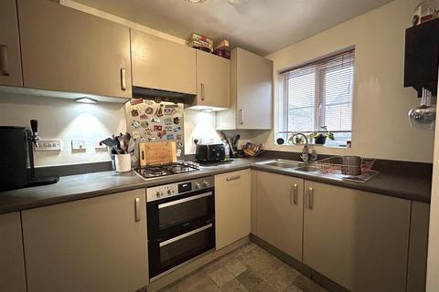 2 bedroom end of terrace house for sale, Houston Way, Halesowen