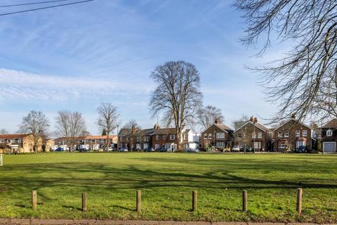 2 bedroom semi-detached house for sale, Burhill Road, Hersham Village, KT12