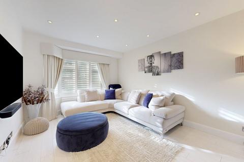 4 bedroom semi-detached house for sale, Kenneth Gardens, Stanmore, HA7