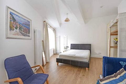 undefined, Wapping High Street, London E1W