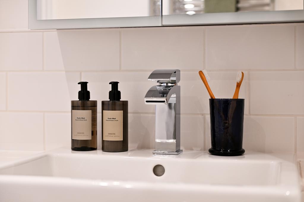Waterfall tap