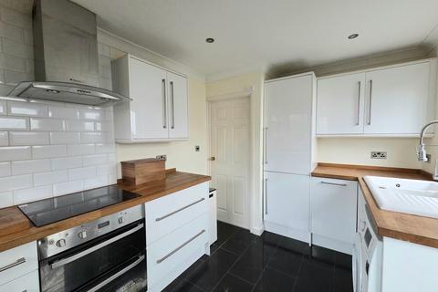 3 bedroom semi-detached house to rent, Pencoed, Bridgend, CF35