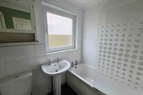 3 bedroom semi-detached house to rent, Pencoed, Bridgend, CF35