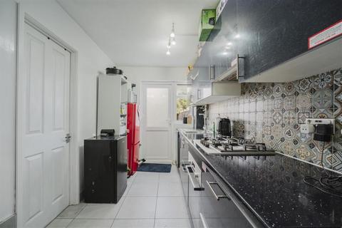 undefined, Coronation Road, Hayes, Greater London, UB3