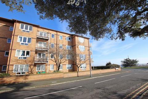 Knightsbridge Court, Connaught Gardens East, CO15