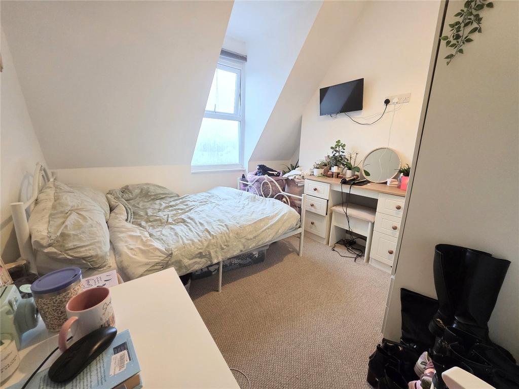 Flat Bedroom