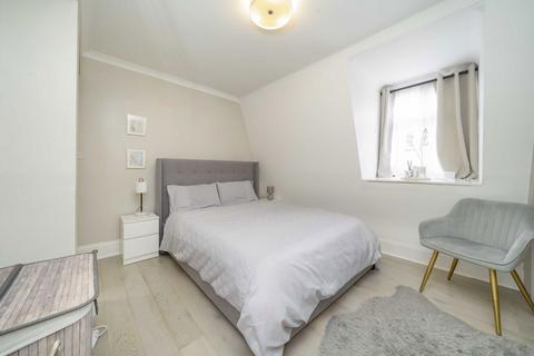 2 bedroom flat for sale, Allitsen Road, London NW8
