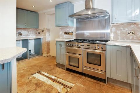 4 bedroom detached house for sale, Church Road, Arundel BN18