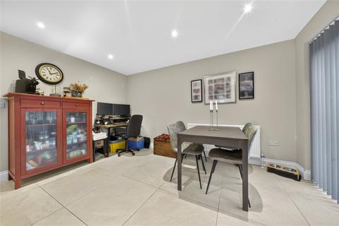 undefined, Batten Avenue, Surrey GU21