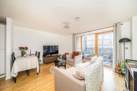 2 bedroom flat for sale, Blackheath Hill, London SE10