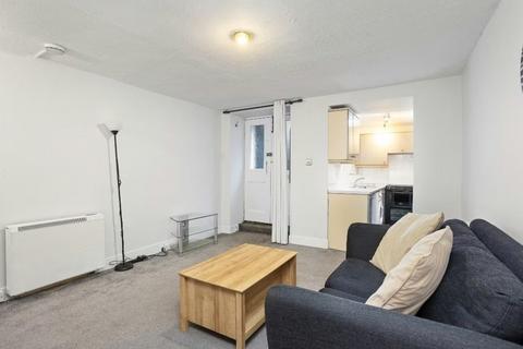 undefined, St. Stephen Place, Edinburgh, Midlothian, EH3