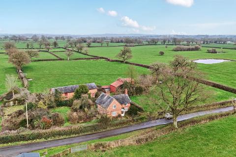 3 bedroom detached house for sale, Drury Lane, Tybroughton.
