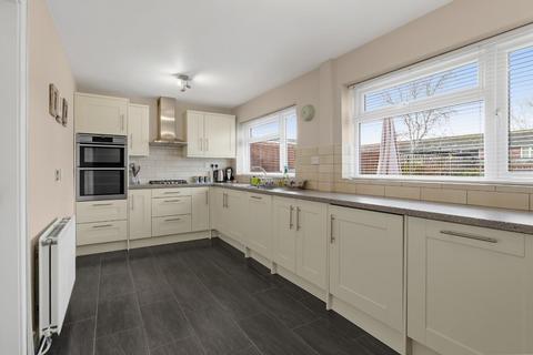 3 bedroom semi-detached house for sale, Coppice Road, Whitnash, Royal Leamington Spa