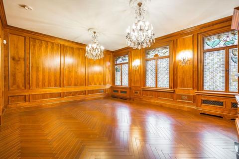2 bedroom flat for sale, Park Street, London W1K