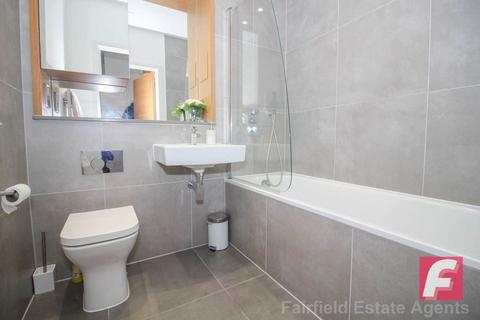 1 bedroom flat to rent, Aldenham Road, Bushey, WD23