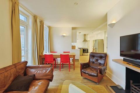 undefined, Clarendon Road, London W11