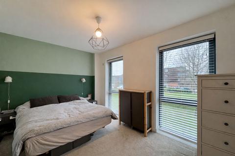 1 bedroom flat for sale, Martlesham Walk, London, NW9