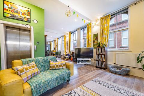 2 bedroom flat for sale, Barker Gate, The Lace Market