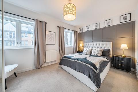 1 bedroom flat for sale, Old Devonshire Road, Balham, London, SW12