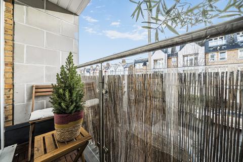 1 bedroom flat for sale, Old Devonshire Road, Balham, London, SW12