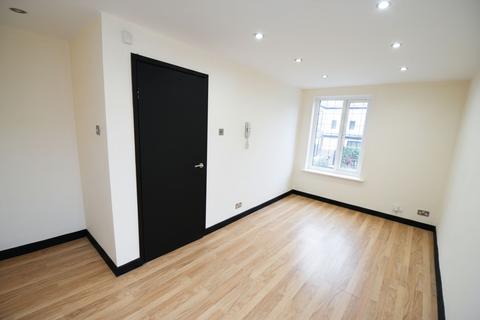 2 bedroom apartment for sale, Abbey Lodge, Abbey Grove, Monton, M30