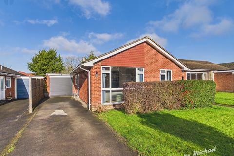 2 bedroom detached bungalow for sale, Irvine Drive, Stoke Mandeville