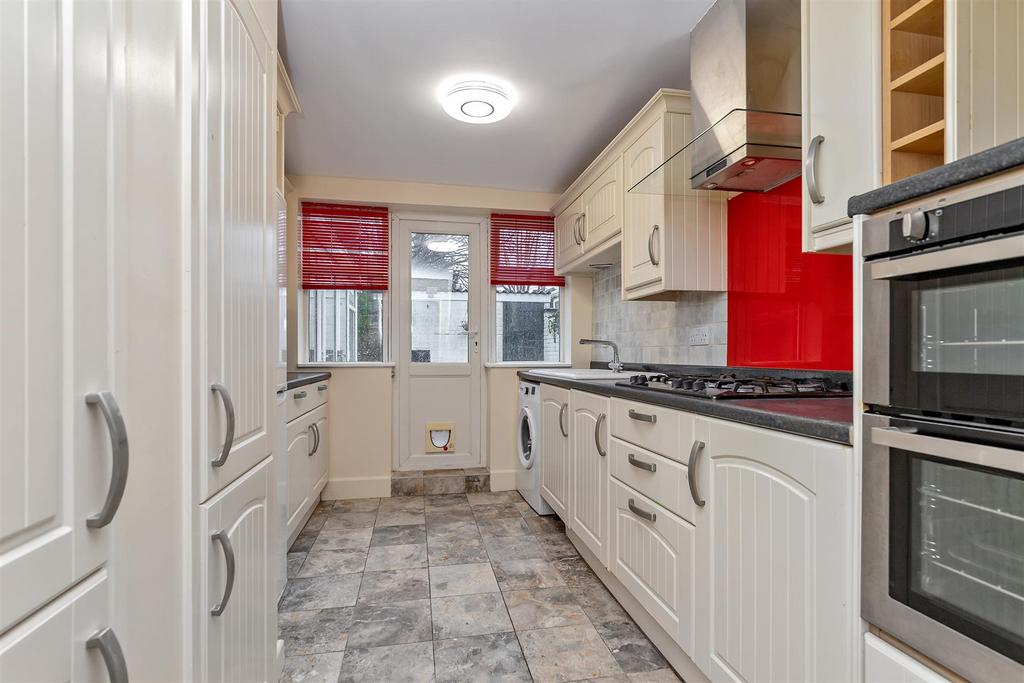 16 Chalkdell Fields-18.jpg