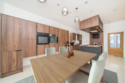 5 bedroom house to rent, St. Leonards Road, London SW14