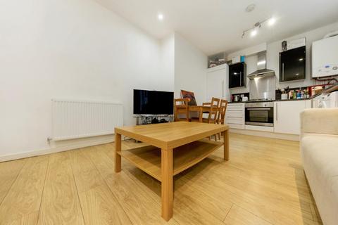 3 bedroom flat to rent, Clifton Mansions, SW9