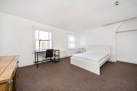 4 bedroom house for sale, St. Donatts Road, London SE14