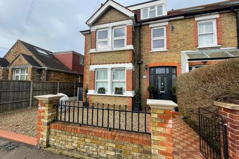 1 bedroom flat to rent, Parkland Grove, Ashford TW15