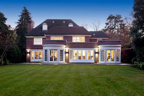 6 bedroom detached house for sale, Onslow Road, Burwood Park, KT12
