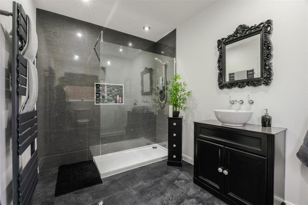 En Suite two