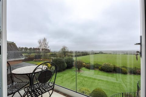 4 bedroom detached house for sale, Melton Road, Wrawby